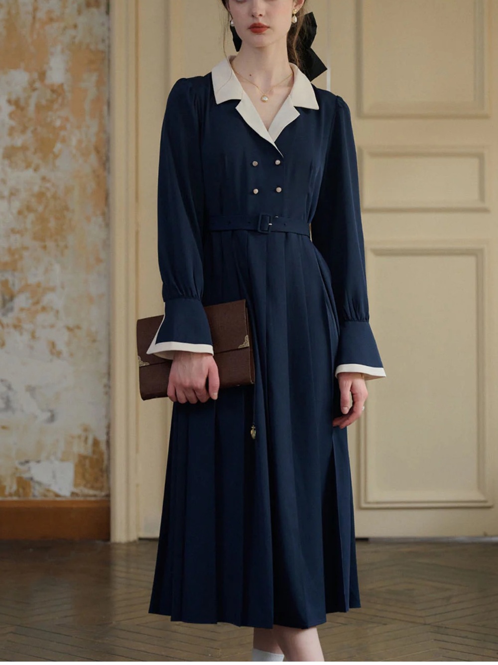 Simple Retro Double Breasted Navy Contrast-Collar Pleated Midi Dress - No Belt